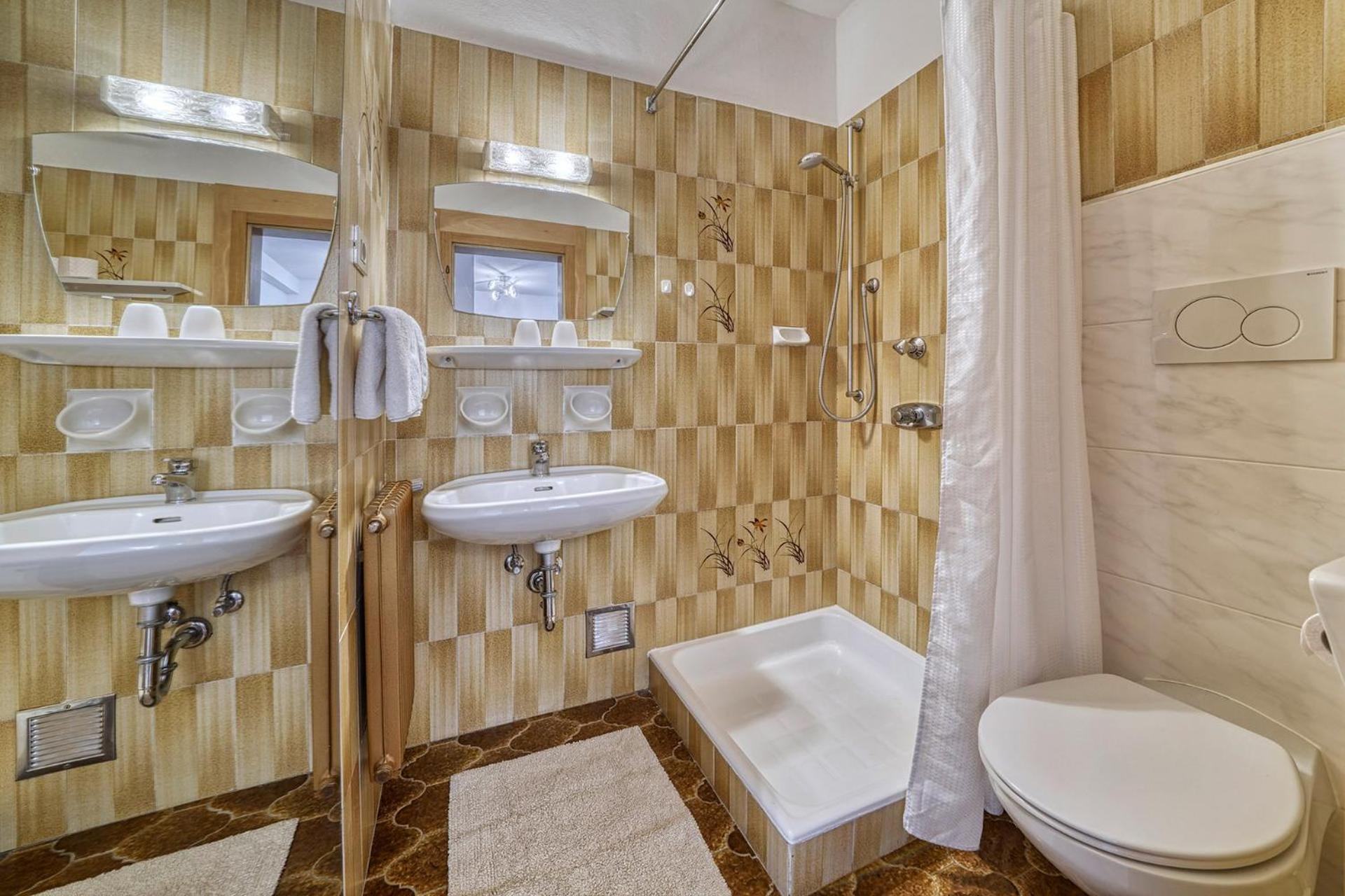 Hotel Josefsheim Lana Esterno foto